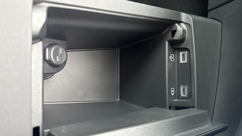 Peugeot 3008 1.2 Hybrid 145 Allure 5dr e-DSC6 Petrol Estate